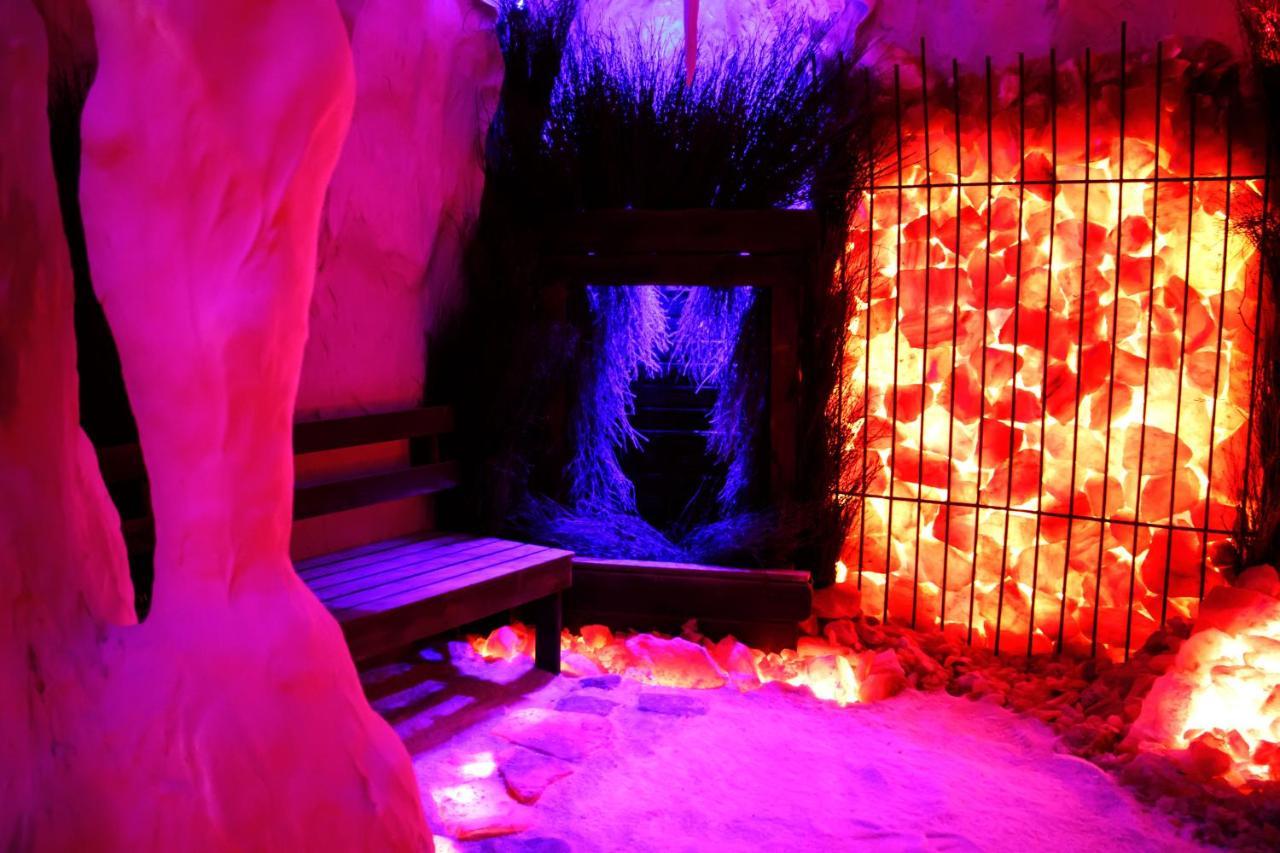 Hotel - Restauracja "Sloneczna" ياروتْشين المظهر الخارجي الصورة