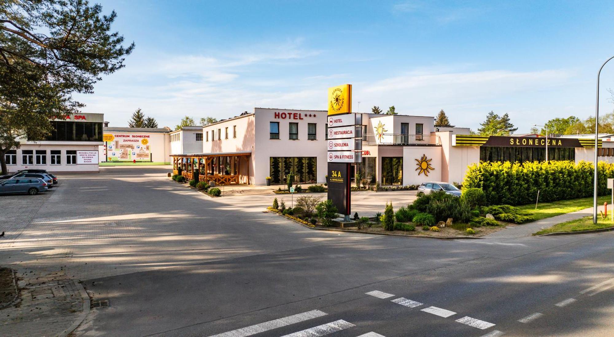 Hotel - Restauracja "Sloneczna" ياروتْشين المظهر الخارجي الصورة
