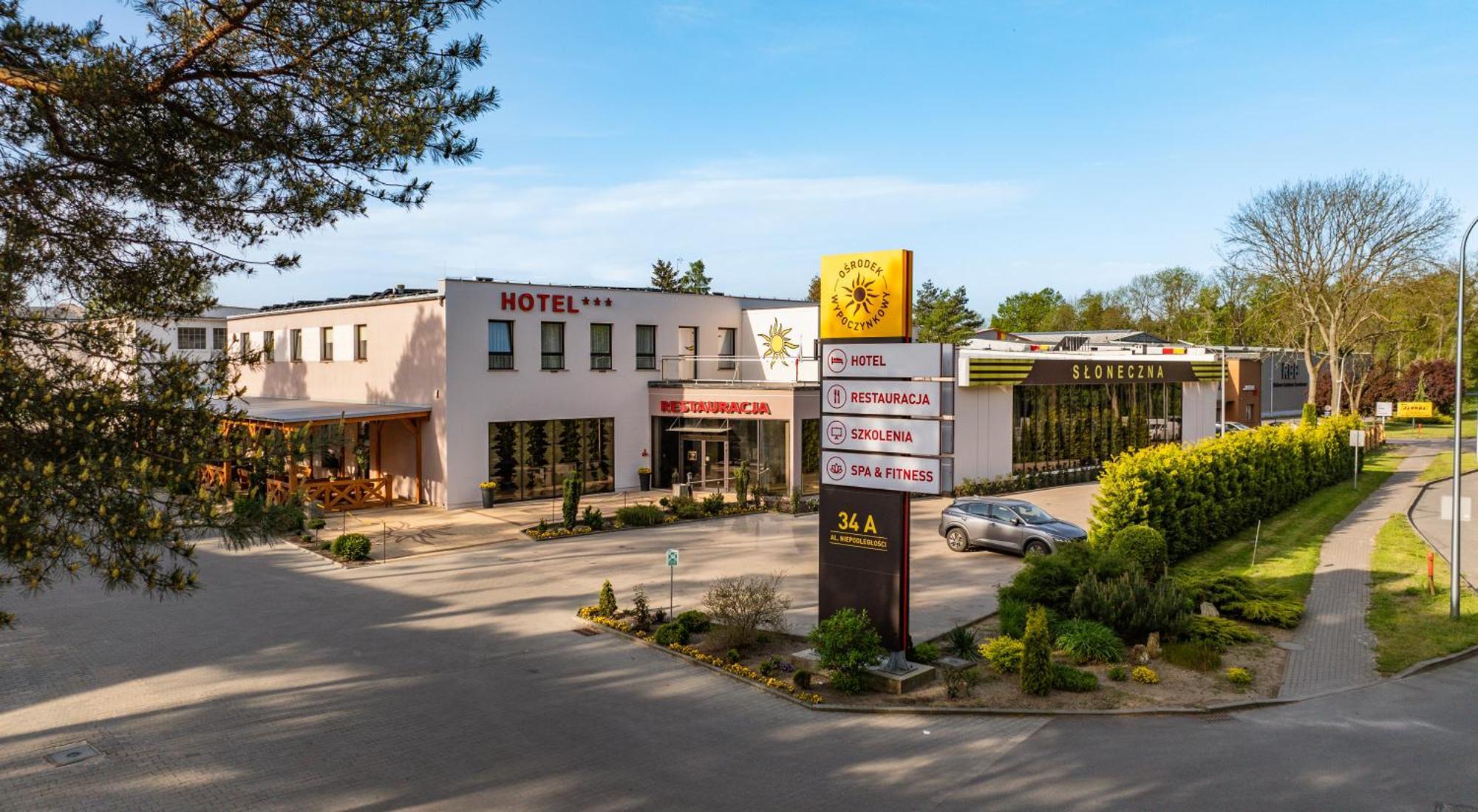 Hotel - Restauracja "Sloneczna" ياروتْشين المظهر الخارجي الصورة