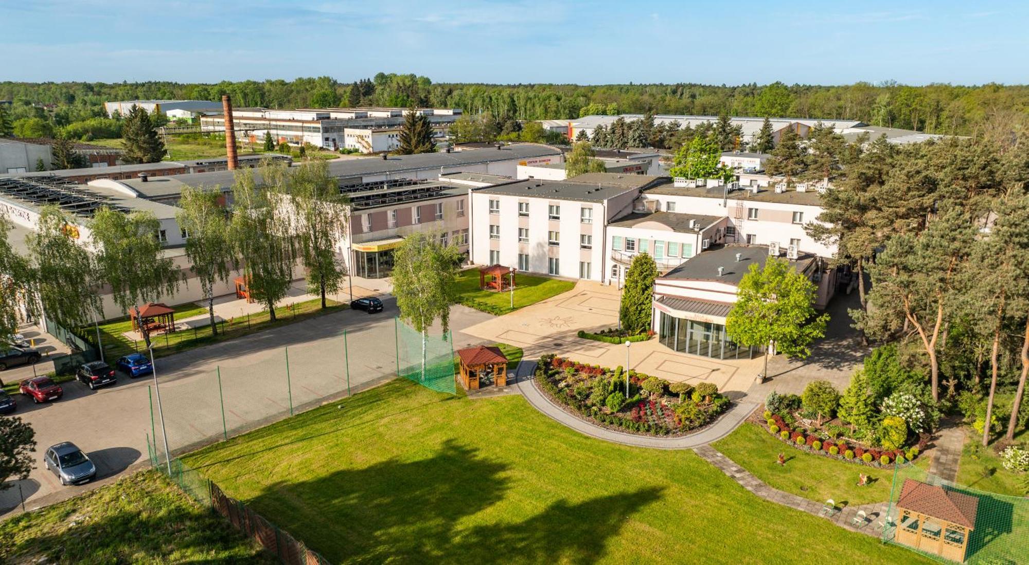 Hotel - Restauracja "Sloneczna" ياروتْشين المظهر الخارجي الصورة