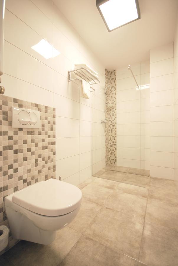 Hotel - Restauracja "Sloneczna" ياروتْشين المظهر الخارجي الصورة